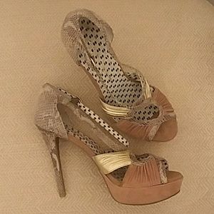 Jessica Simpson high heels multi-nude